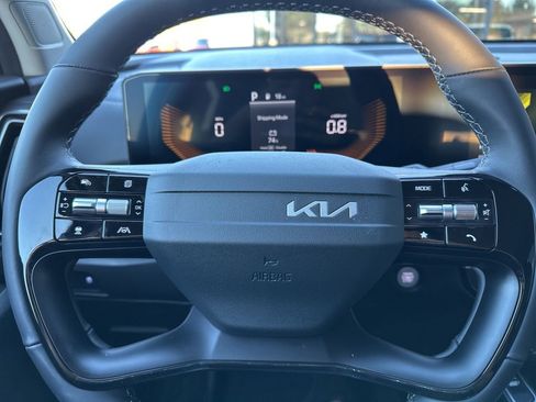 New 2026 Kia Sorento S w/ S Panoramic Sunroof Package image 38