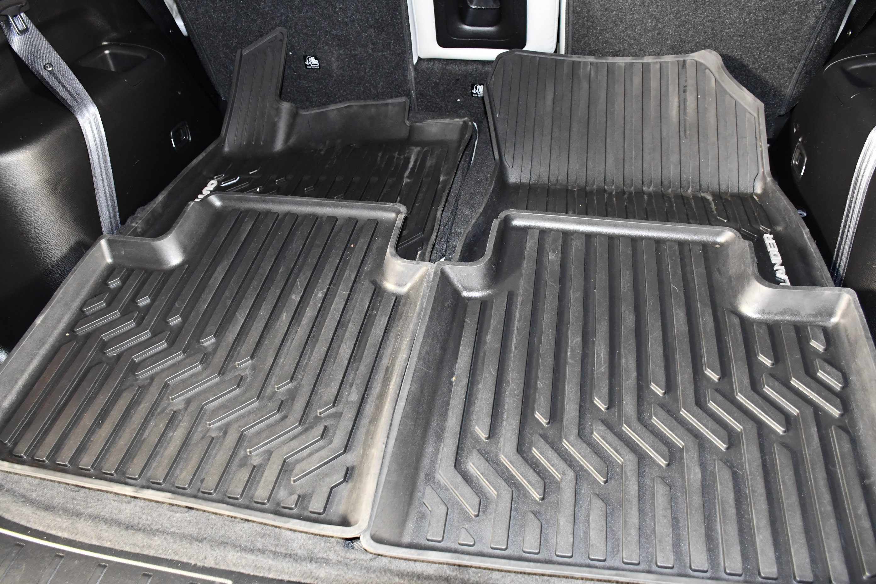 Used 2022 Mitsubishi Outlander SEL AWD/4WD image 48