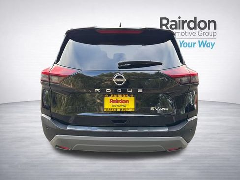 Used 2022 Nissan Rogue SV AWD/4WD image 6