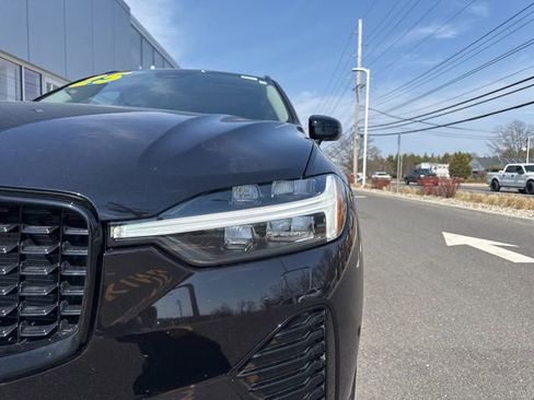 Certified 2025 Volvo XC60 B5 Plus image 8