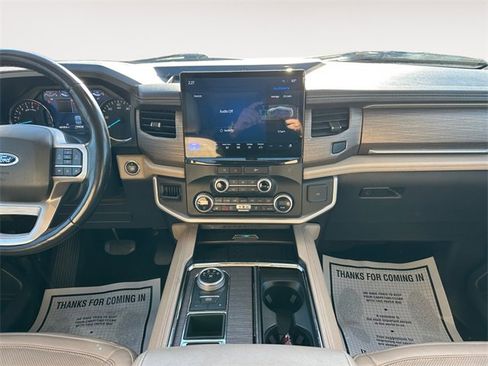 Used 2023 Ford Expedition Max Limited image 11