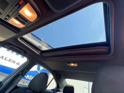 Used 2022 Subaru WRX Premium AWD/4WD image 17