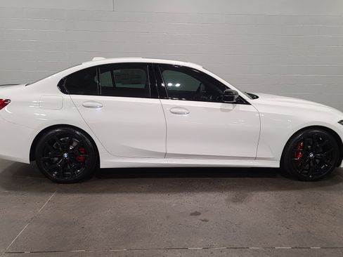 Used 2026 BMW 330i Sedan w/ M Sport Package RWD image 9