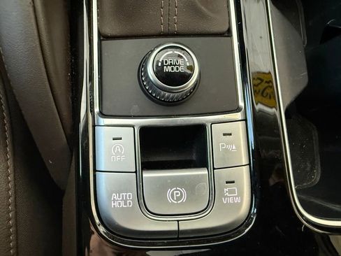 Used 2022 Kia Telluride SX w/ Towing Package FWD image 34