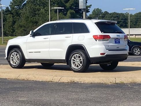 Used 2018 Jeep Grand Cherokee Laredo RWD image 5