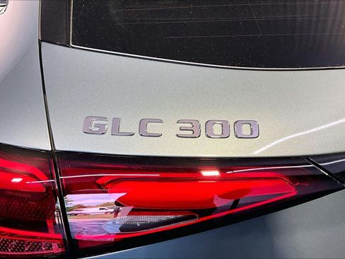 New 2026 Mercedes-Benz GLC 300 4MATIC image 6