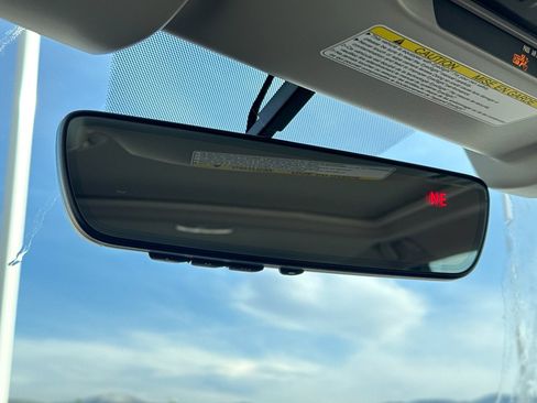 Used 2021 Subaru Forester Touring image 25