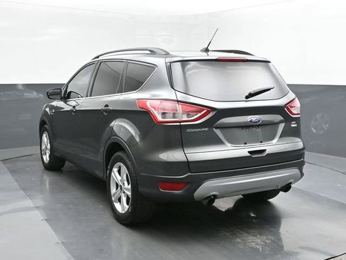 Used 2016 Ford Escape SE w/ Equipment Group 201A AWD/4WD image 8