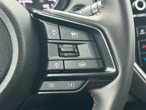 Certified 2025 Subaru Crosstrek 2.5i Limited image 30