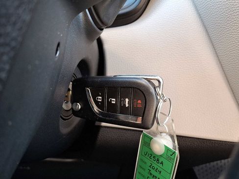 Used 2024 Toyota Corolla LE image 23