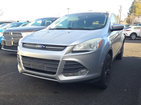 Used 2013 Ford Escape SE image 1