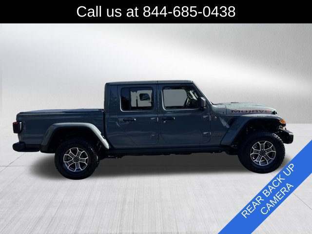 Certified 2025 Jeep Gladiator Mojave AWD/4WD image 4
