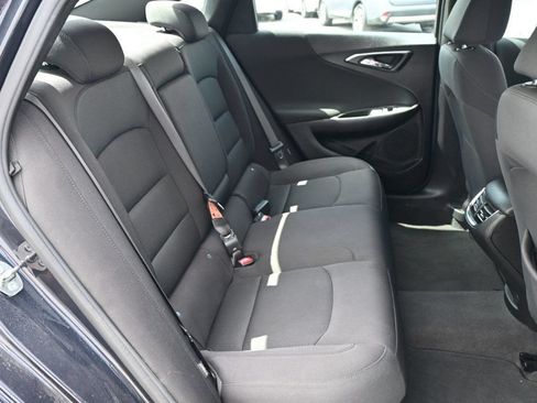 Used 2023 Chevrolet Malibu LT FWD image 15
