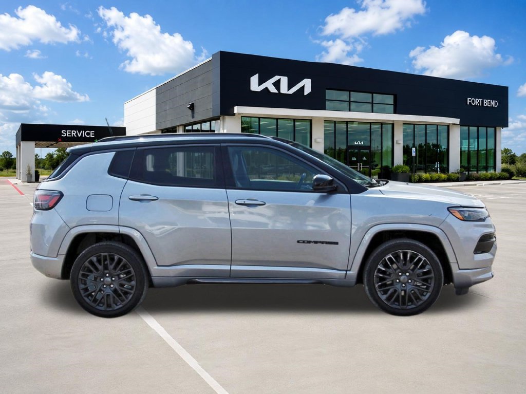 Used 2022 Jeep Compass High Altitude AWD/4WD image 4