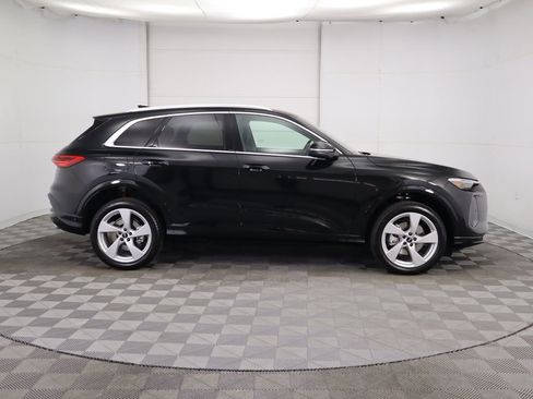 Certified 2025 Audi Q5 Premium Plus w/ Premium Plus image 5