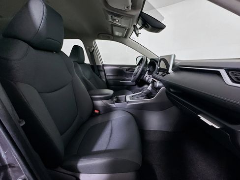 Used 2025 Toyota RAV4 LE image 29