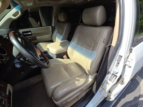 Used 2008 Toyota Sequoia Platinum AWD/4WD image 14