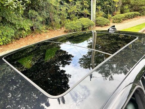 Used 2016 Chrysler 300 C w/ Safetytec Plus Group image 26