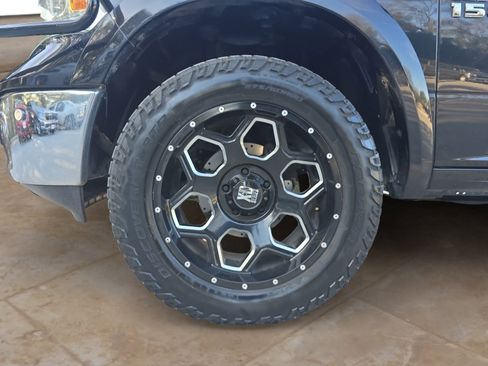 Used 2015 RAM 1500 Laramie w/ Convenience Group image 29