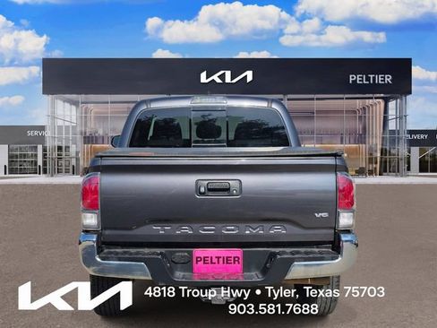 Used 2023 Toyota Tacoma TRD Off-Road AWD/4WD image 5