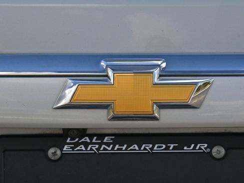 Used 2017 Chevrolet Equinox Premier w/ Enhanced Convenience Package image 34