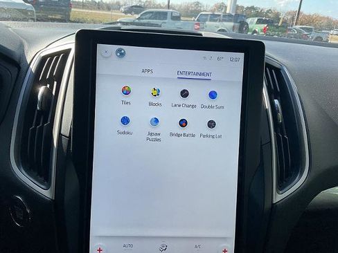 Used 2024 Ford Edge SEL w/ Convenience Package image 19