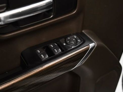 Used 2021 Chevrolet Silverado 1500 RST w/ Z71 Off-Road Package image 41