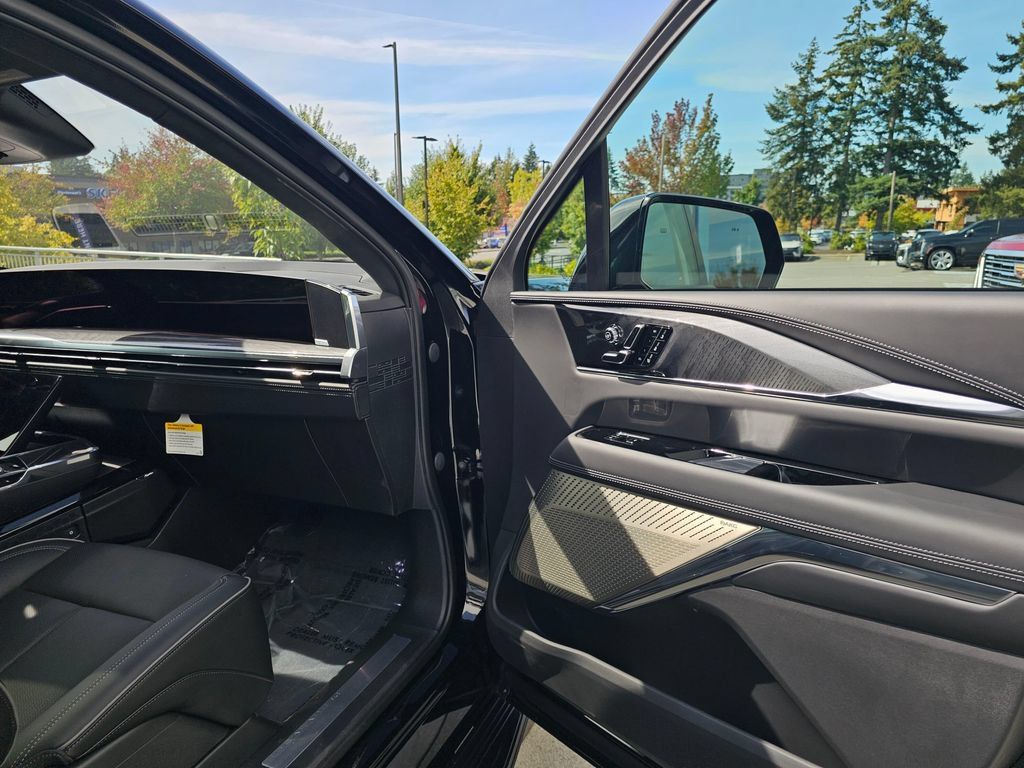 New 2026 Cadillac Escalade IQ Sport 2 AWD/4WD image 12