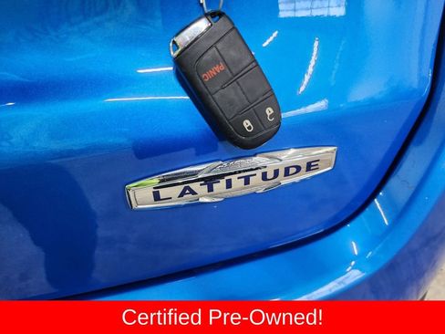 Used 2024 Jeep Compass Latitude image 40