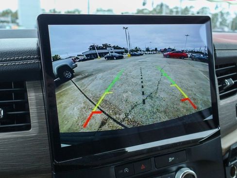 Used 2024 Ford Expedition Max Limited image 4