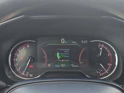 Used 2024 Toyota RAV4 XLE FWD image 16