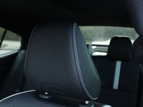 Used 2025 Toyota Camry SE image 23