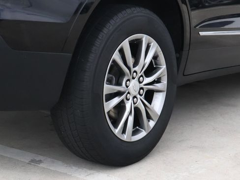 Used 2022 Cadillac XT5 Premium Luxury image 12