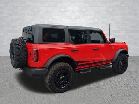 Used 2023 Ford Bronco Wildtrak image 12