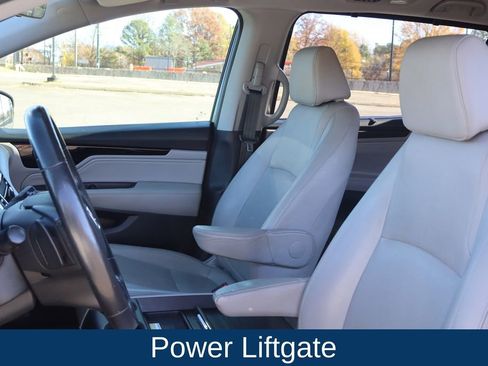 Used 2018 Honda Odyssey Elite image 10