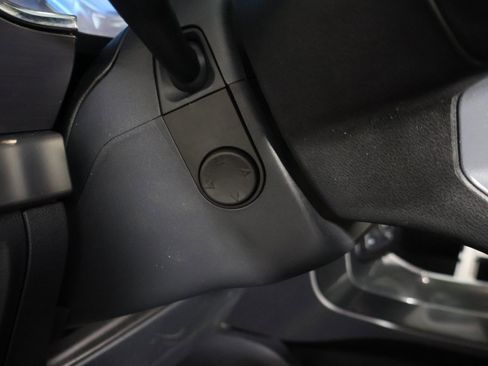 Used 2023 Ford F150 Lariat image 42