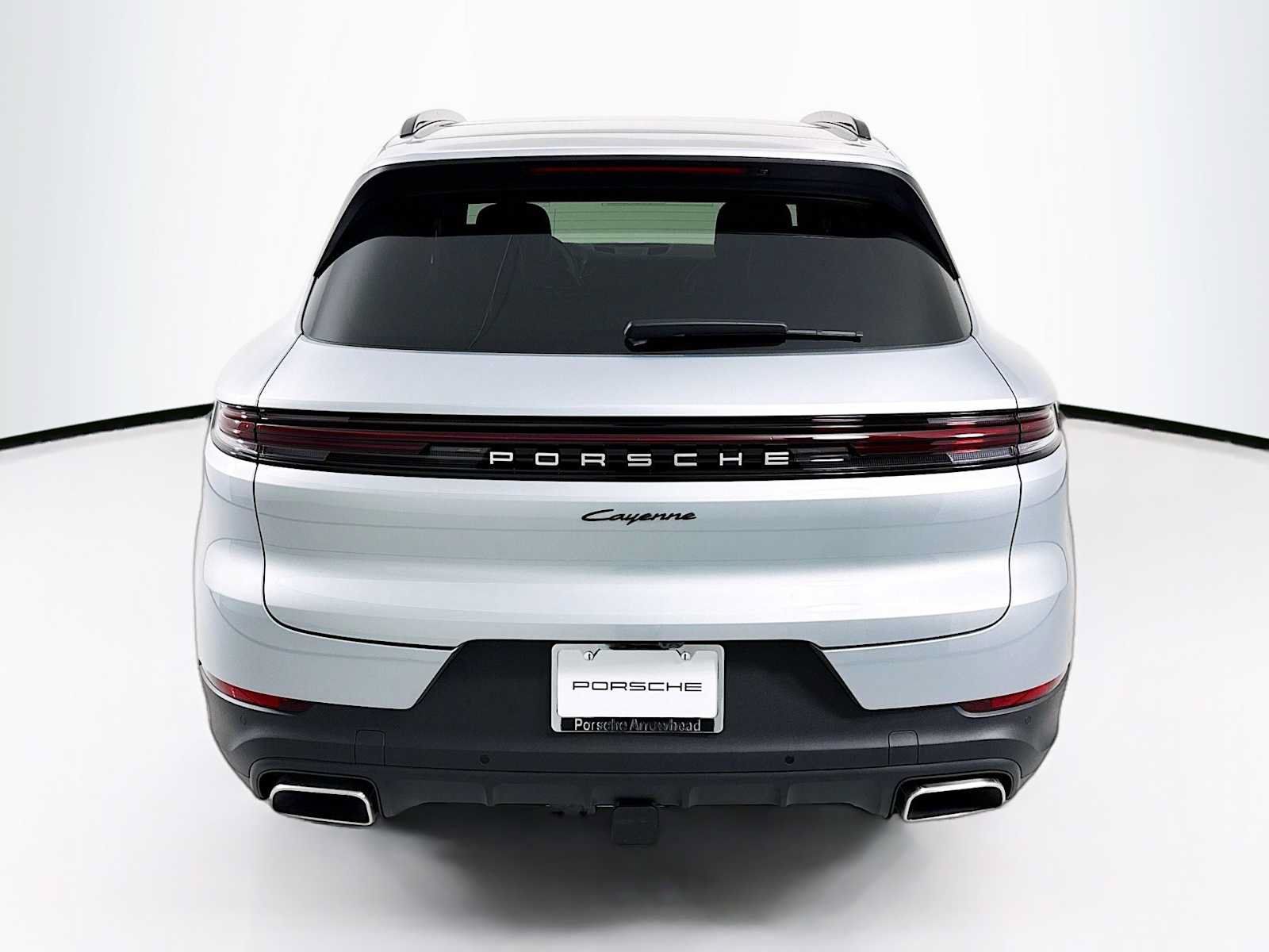 Used 2026 Porsche Cayenne AWD/4WD image 10