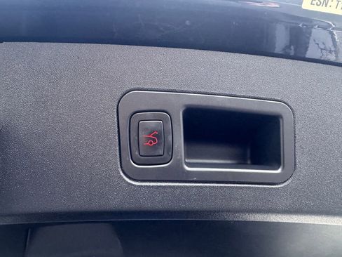 Used 2013 Tesla Model S image 19