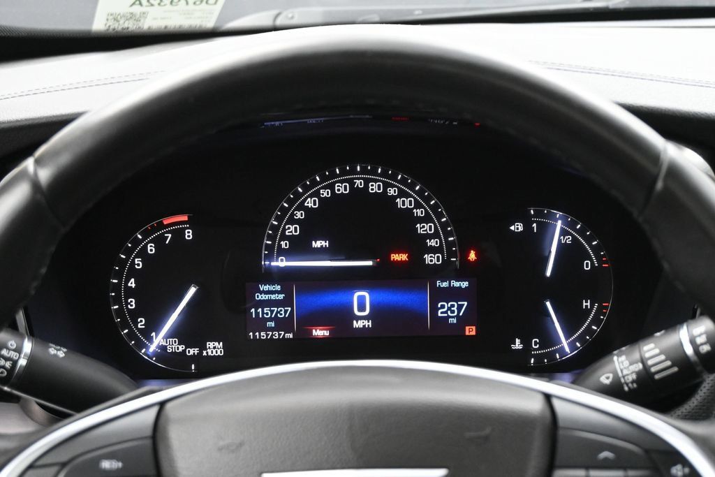 Used 2017 Cadillac XT5 Premium Luxury FWD image 10