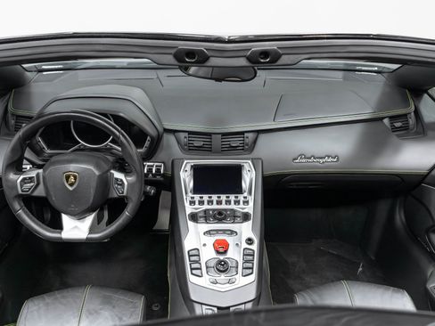 Used 2015 Lamborghini Aventador LP 700-4 AWD/4WD image 11