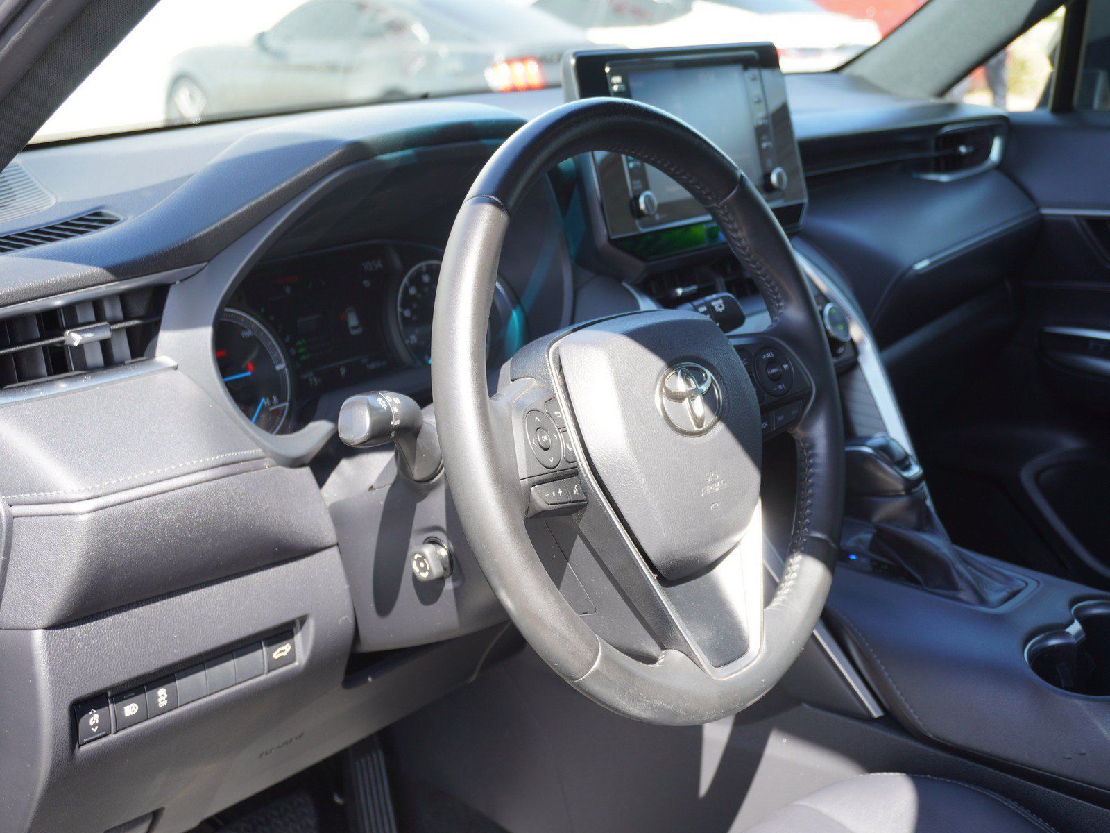 Used 2022 Toyota Venza XLE AWD/4WD image 19