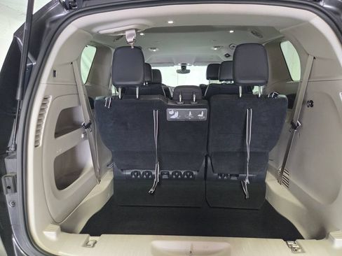 Certified 2018 Chrysler Pacifica Touring-L Plus FWD image 29