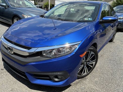 Used 2018 Honda Civic EX-T image 1