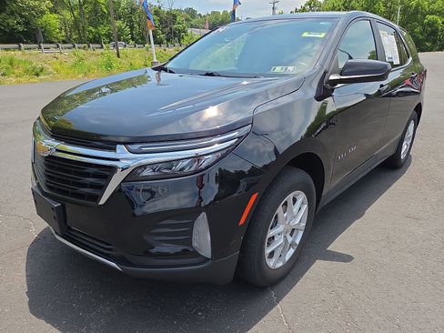 Used 2024 Chevrolet Equinox LT AWD/4WD image 7