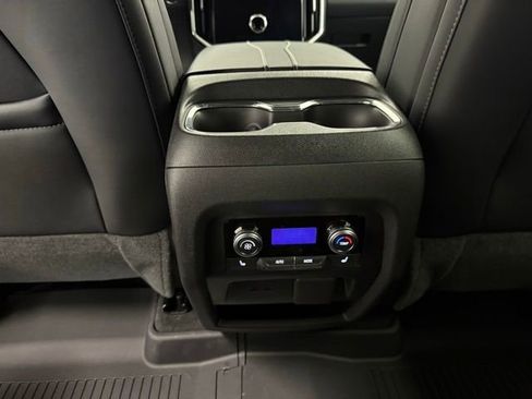 New 2026 GMC Acadia Elevation w/ Elevation Premium Package FWD image 18