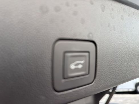 Used 2023 Buick Encore GX Select w/ Experience Buick Package image 7