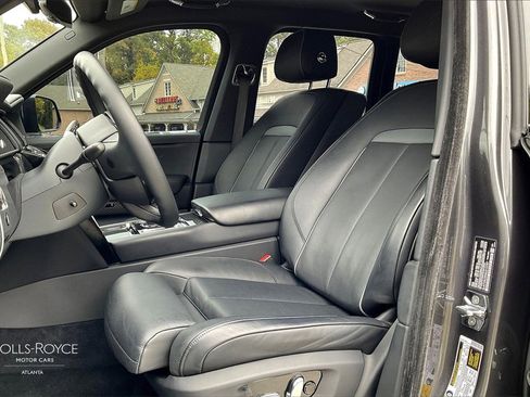 Certified 2022 Rolls-Royce Cullinan Black Badge w/ Dark Exterior Package image 22