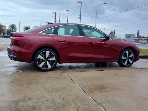 Used 2025 Audi A5 2.0T Premium Plus image 13