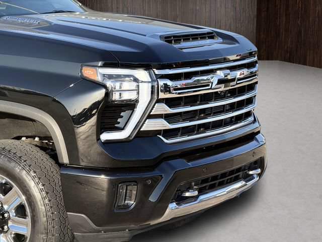 Used 2024 Chevrolet Silverado 2500 High Country w/ High Country Premium Package AWD/4WD image 76