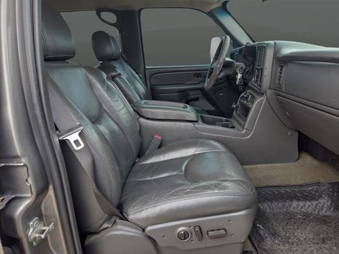 Used 2007 Chevrolet Silverado 2500 LT w/ Heavy-Duty Power Package image 29